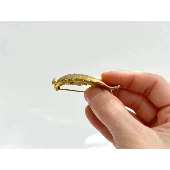 BSK Signed Gold Toned Leaf | Foliage | Autumn Cutout 80's Vintage Brooch Pin - Picture 7 of 7